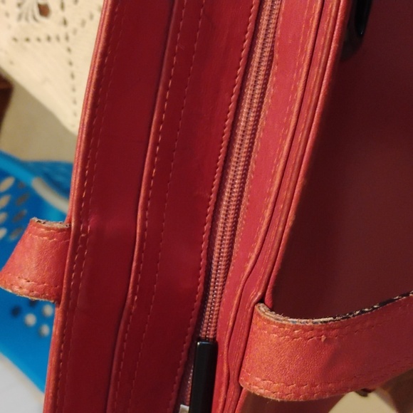 Lancel Paris Red leather tote. - Picture 6 of 8